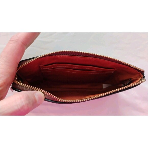 NWT COACH Corner Zip Wristlet Signature Canvas & Leather Brown Logo w/ Black - Picture 5 of 6